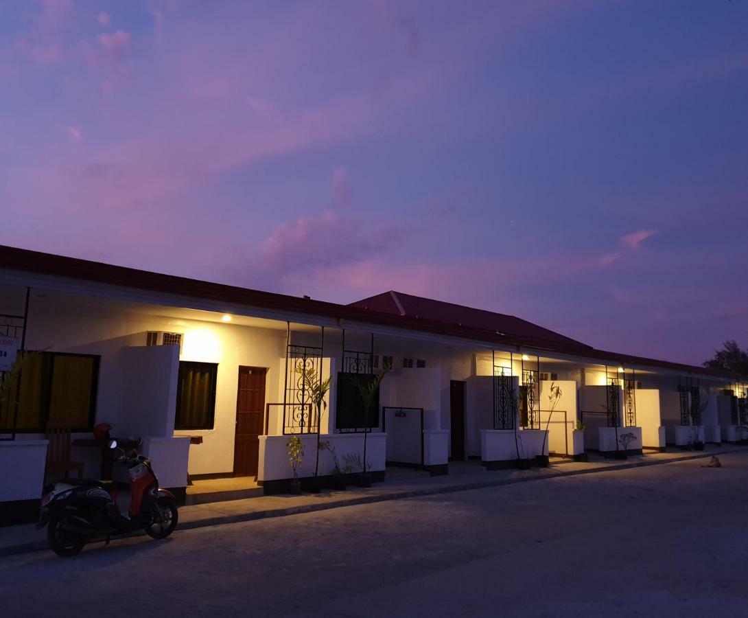 Panglao Village Court Studios Exterior foto
